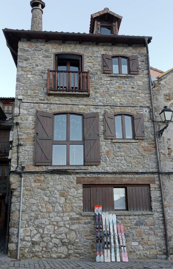 Casa Rural " El Retiro" Laspuña Kültér fotó