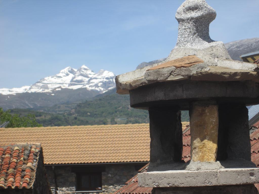 Casa Rural " El Retiro" Laspuña Szoba fotó