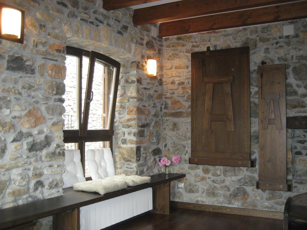 Casa Rural " El Retiro" Laspuña Szoba fotó